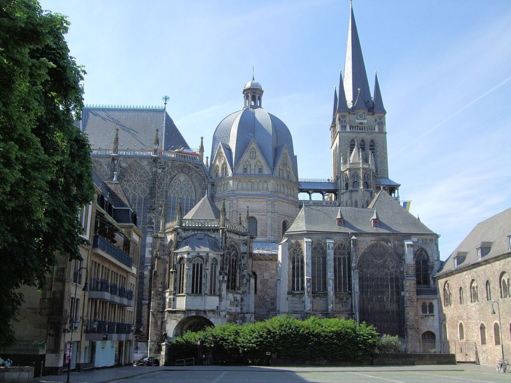 Aachen Cathedral And Palatine Chapel, Germany.jpg