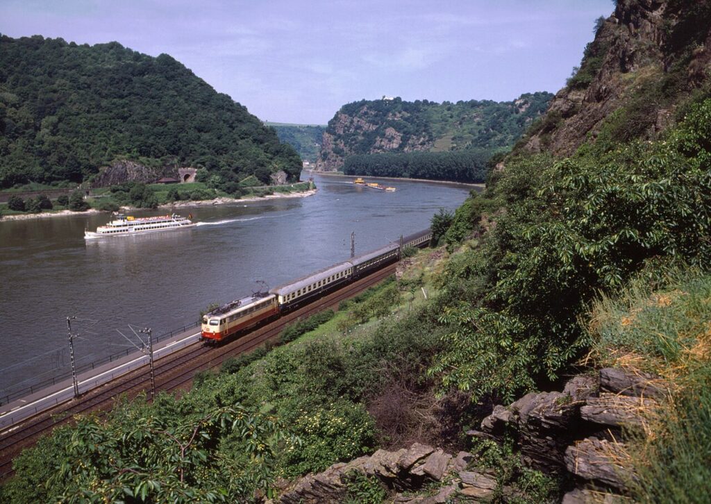 The Loreley Rock: Legend and Beauty on the Rhine