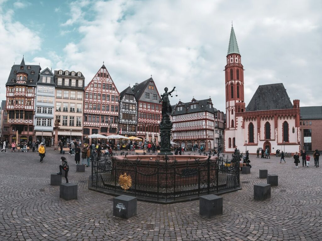 Frankfurt's Römerberg: Medieval Heart of Germany's Financial Hub